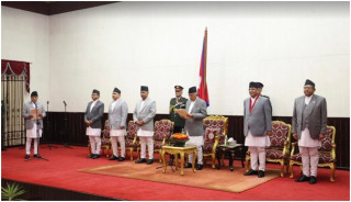नवनियुक्त उपप्रधानमन्त्री र मन्त्रीद्वारा शपथ   