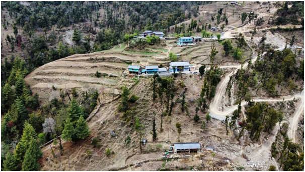दुर्गम गाउँका बस्तीमा सडकले फेरियो जनजीवन   