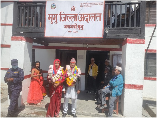 मुगुमा पहिलो पटक अदालती विवाह   