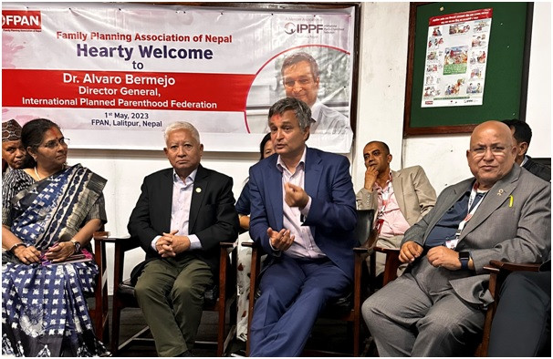 अन्तर्राष्ट्रिय परिवार नियोजन महासङ्घका महानिर्देशक डा बरमेजो नेपालमा   