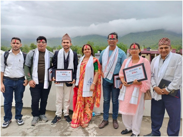 प्रिय पत्रकार ! के यो कविता अखबारमा छापिन्छ ?   