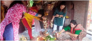 पशुपतिनाथलगायत देशभरका शिवालयमा भक्तजनको भीड  