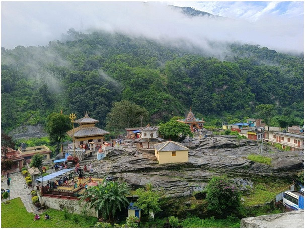 गलेश्वर मन्दिरमा छ लाख भेटी सङ्कलन   