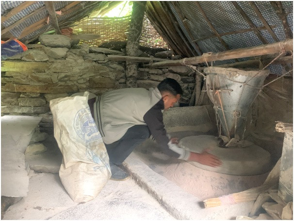 गाउँघरबाट लोप हुँदै पानीघट्ट   