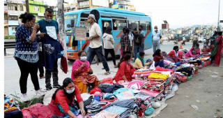 फराकिलो फुटपाथले साँघुरिएका सपना  