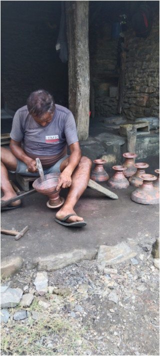   आराम छोडेर आरनमा रमाउँदै सुशील   