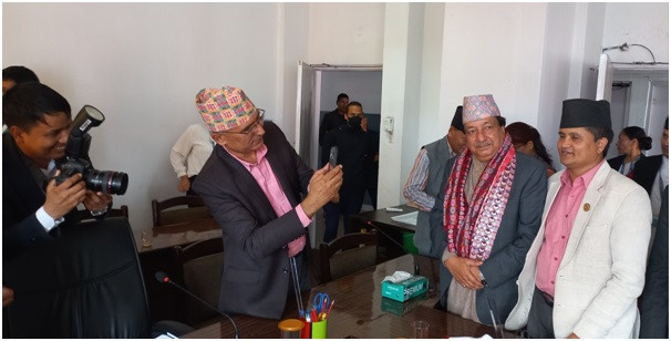 संसदीय समिति निर्वाचन ,  मित्र–मिलनको लोभ लाग्दो अभ्यास