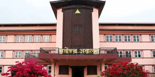 कोशीमा ४८ घण्टाभित्र मन्त्रिपरिषद् गठन गर्न परमादेश  