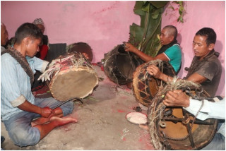 रातभर फलाकेर मनाए प्रकृति पुजक चेपाङले ‘न्वागी’   ,चेपाङ भाषाबाटै ‘धादिङ’को नाम 