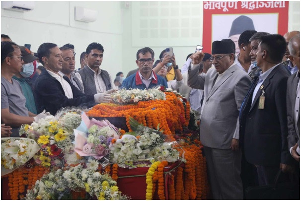प्रधानमन्त्री र पूर्वराष्ट्रपतिसहित शीर्ष नेताद्वारा नेम्वाङप्रति श्रद्धाञ्जलि  