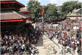 हनुमानढोका दरबार क्षेत्रमा इन्द्रध्वजोत्थान 