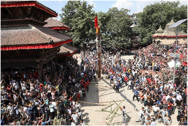 हनुमानढोका दरबार क्षेत्रमा इन्द्रध्वजोत्थान 