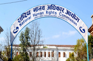 स्वास्थ्य सेवा बन्द नहुने वातावरण बनाउन  राष्ट्रिय मानव अधिकार आयोगको आग्रह