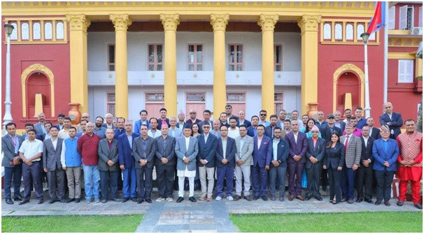  गणतन्त्र, शान्ति, विकास, सुशासन र रुपान्तरणका पक्षमा कलम चलाउनुस्ः राष्ट्रपति पौडेल  