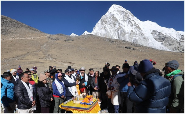 कोप–२८ मा सहयोगको याचना गर्ने होइन : प्रधानमन्त्री दाहाल  