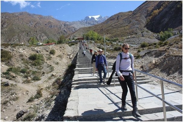 नब्बे हजार विदेशी पर्यटकद्वारा मुस्ताङ भ्रमण  