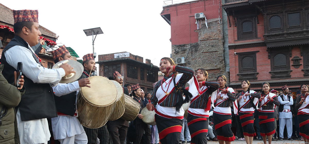 भक्तपुरमा पहिलोपटक बोली प्रदर्शन  