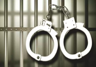 इजरायल पठाइदिने भन्दै रकम ठगी गरेको पाइएपछि  कांग्रेस नेतृ  विनिता खड्का पक्राउ