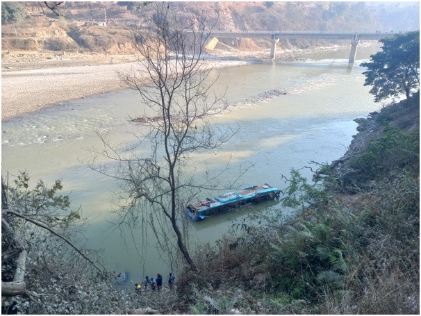 धादिङ बस दुर्घटनाका मृतक सातै जनाको सनाखत