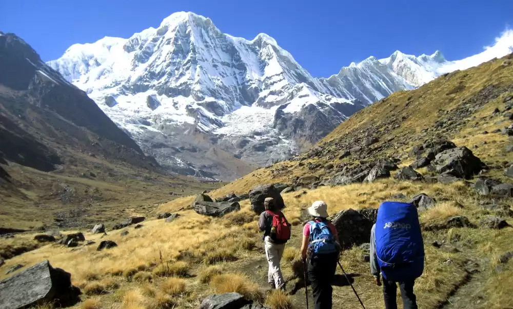 अन्नपूर्ण क्षेत्रमा बढ्न थाले पर्यटक 