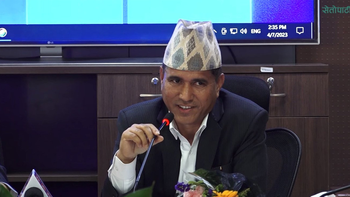 महालेखापरीक्षकमा राया सफारिस   