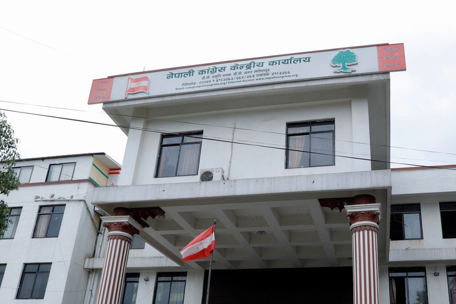 कांग्रेसबाट इलाममा खड्का र बझाङको प्रदेश ‘क’ मा सिंह उम्मेदवार  