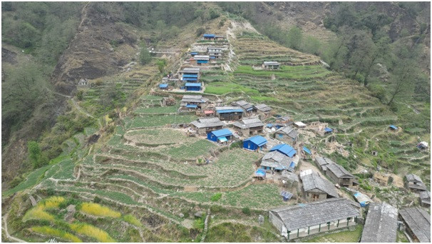पहिरोका कारण रित्तिदै म्याग्दीको चौरखानी गाउँ   