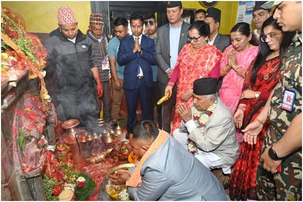 राष्ट्रपति पौडेलद्वारा सपनतीर्थमा पूजार्चना   