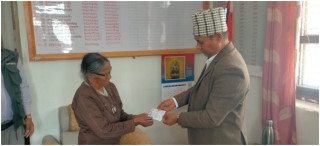  असीऔँ जन्मदिनमा नागरिकता   