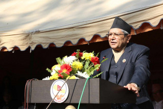 संसद् सधैँ बन्धक बन्न सक्दैन : सभामुख घिमिरे  