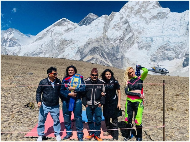 विश्व कीर्तिमानी कायम गर्न कालापत्थरमा रेस्लिङ   