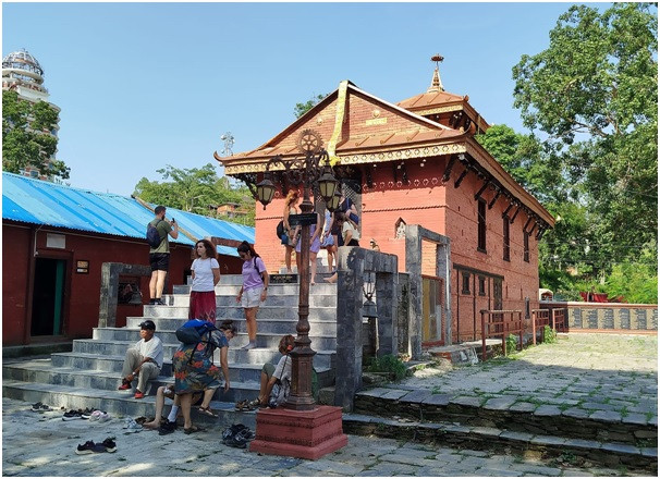     नवरात्रमा मात्रै खुल्ने खड्गदेवी मन्दिर अब दैनिकरुपमा खुला गरिने   