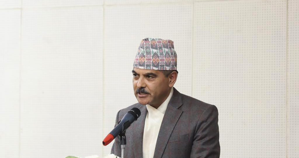 वैकुण्ठ अर्यालको योजना आयोगमा सरूवा, गड्तौलालाई निमित्त मुख्य सचिवको जिम्मेवारी