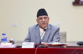 सत्ता गठबन्धन फेरि धरापमा : प्रचण्डले राजीनामा नदिएपछि कसरी बन्छ नयाँ सरकार?