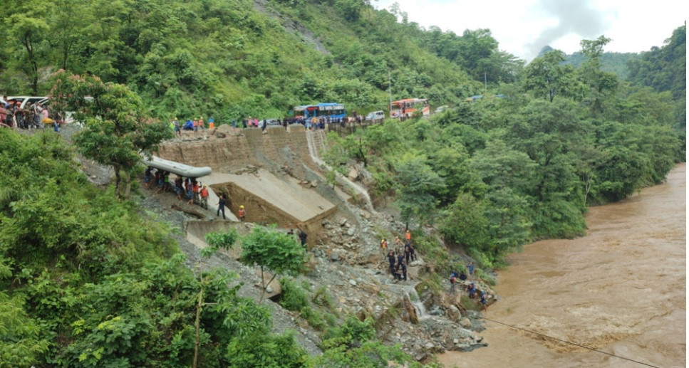   सिमलताल घटना अध्ययन कार्यदलले घटनास्थलबाट काम थाल्यो