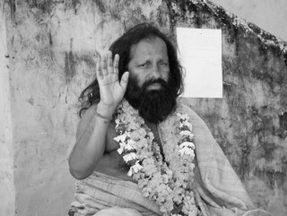 पाइलट बाबाको निधन   
