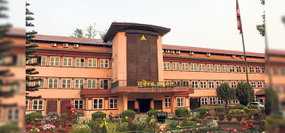 नदी किनारामा थप २० मिटर जग्गा छोड्नुपर्ने फैसला पुनरवलोकन गर्न सरकारको निवेदन