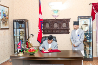 राष्ट्रपतिद्वारा टिआरसी विधेयक प्रमाणीकरण   