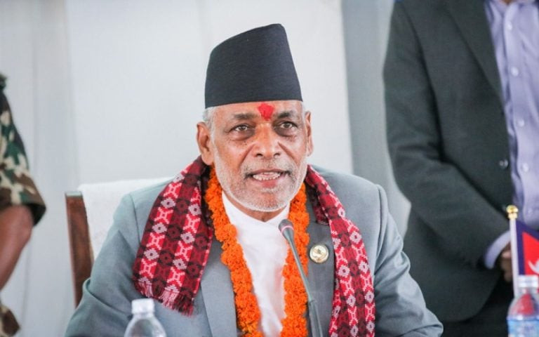मधेस प्रदेशले सुख्खा क्षेत्र घोषणा गरेपछि मधेस प्रदेशका ८ जिल्लामा संघीय सरकारको कृषि मन्त्रालयले अध्ययनका लागि टोली परिचालन गर्दै