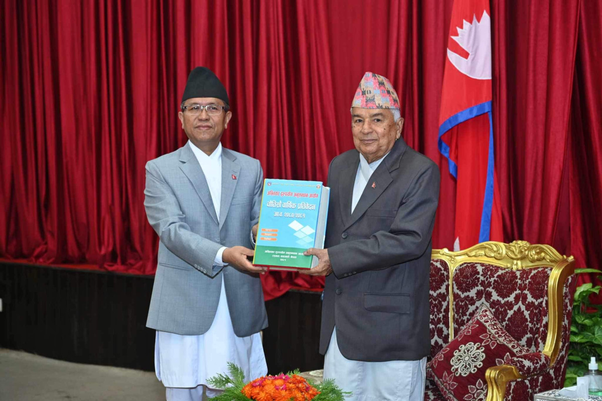 राष्ट्रपति समक्ष  अख्तियार दुरुपयोग अनुसन्धान आयोगले  वर्षिक प्रतिवेदन प्रस्तुत