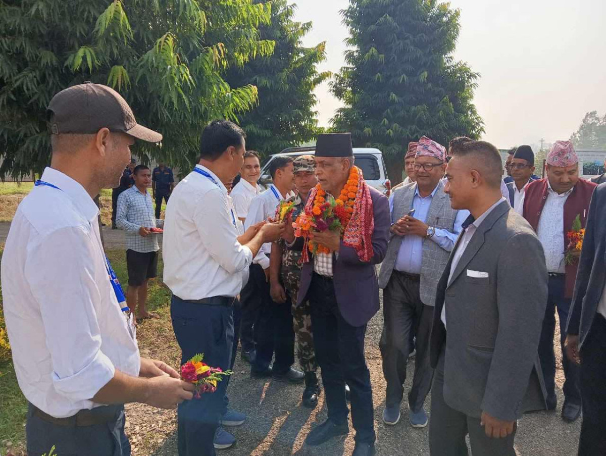 कृषिमा नयाँ सोचका साथ काम गर्न आवश्यक छ : मन्त्री अधिकारी
