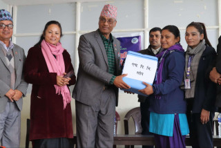 चन्द्रागिरि नगरपालिकामा ‘एचपिभी  खोप’ खोप अभियान सुरु :  आज पहिलोदिन एकहजार ६८१ किशोरीले खोप लगाए 