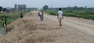 बजेट अभावमा रोकियो रेलमार्ग निर्माण