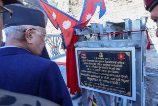 हुम्लावासीको जीवन सहज बन्दै