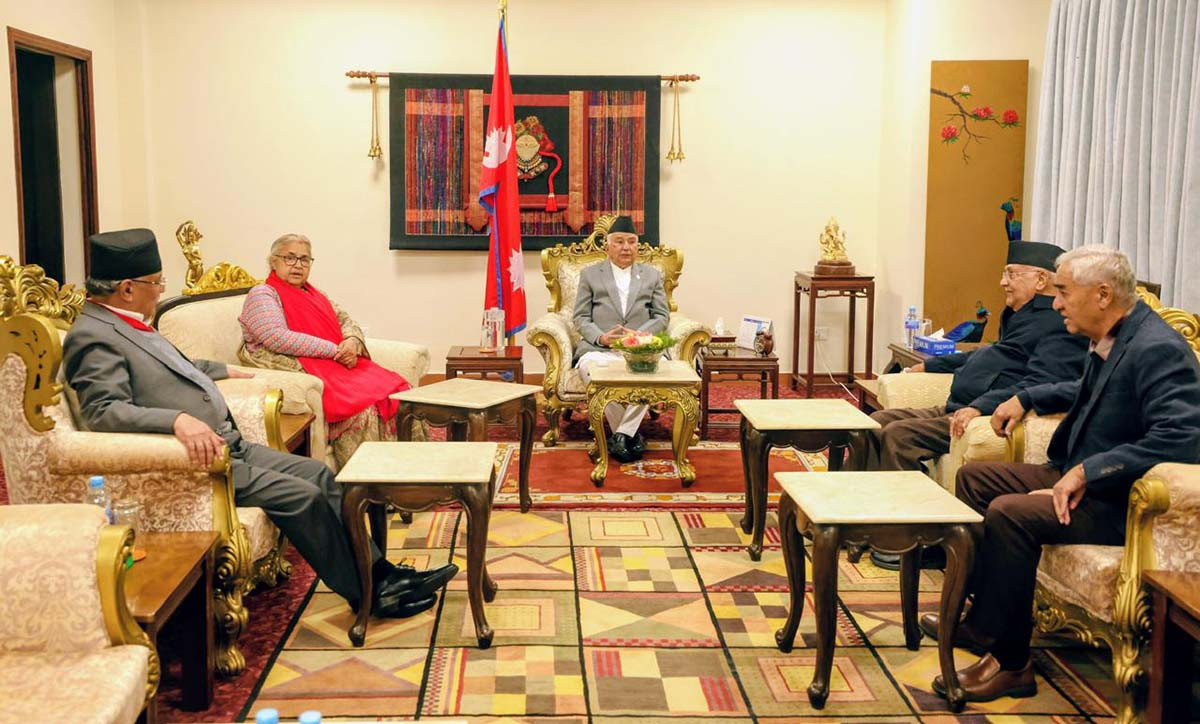 राष्ट्रपति सहित प्रधानमन्त्री र तीनदलका शीर्ष नेताबीच पहिलो पटक भेटवार्ता