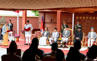 राष्ट्रिय सभाका नवनियुक्त उपाध्यक्ष भण्डारीलाई शपथ