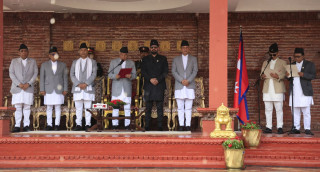 गृहमन्त्री गुरुङ र नवप्रवर्तनमन्त्री पुनले लिनुभयो पद तथा गोपनीयताको शपथ