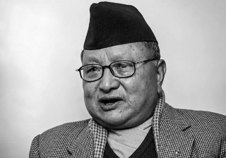 रहेनन् कांग्रेस वरिष्ठ नेता  श्रेष्ठ