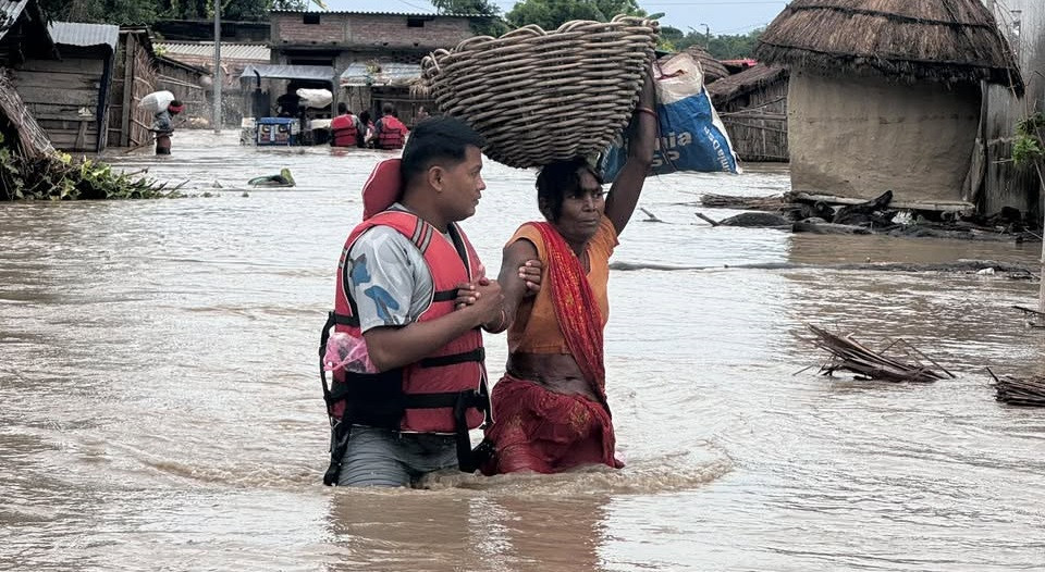 अविरल वर्षाको असर :  वर्षाका कारण दुई जनाको मृत्यु, २९ वटा सडक अवरुद्ध
