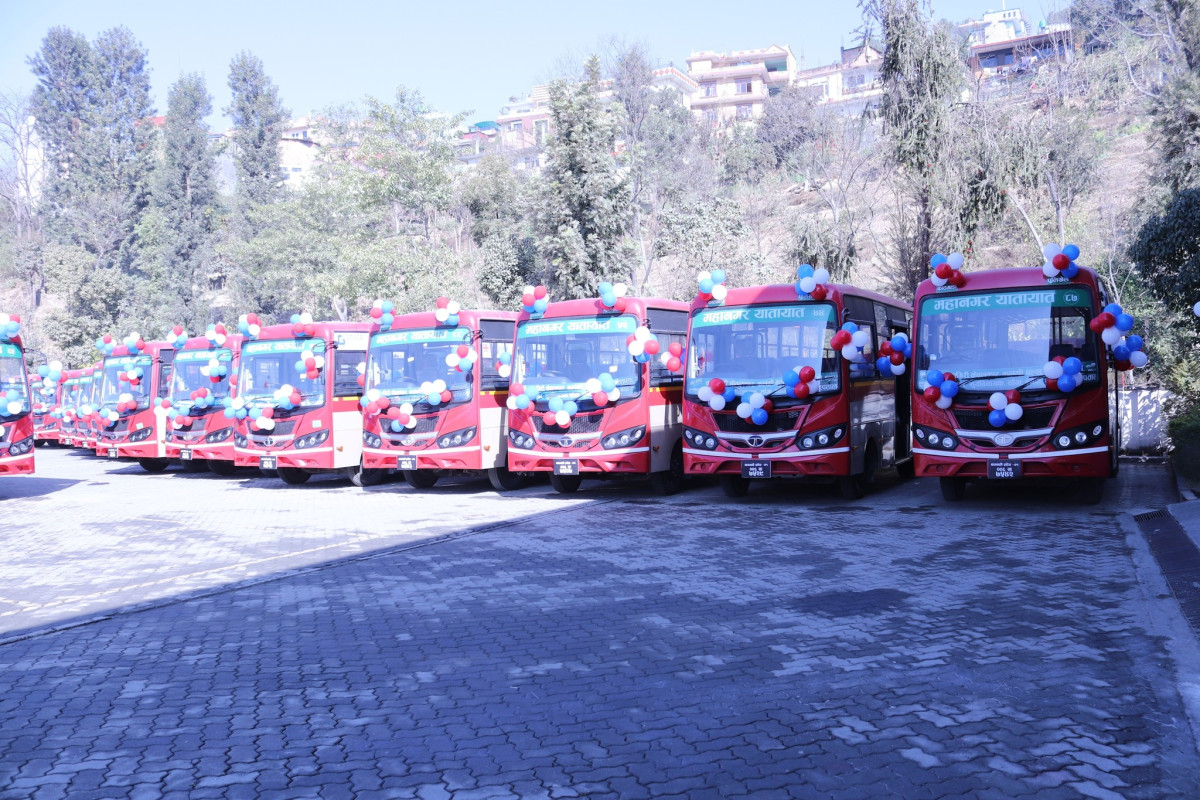 Mahanagar Bus.jpg